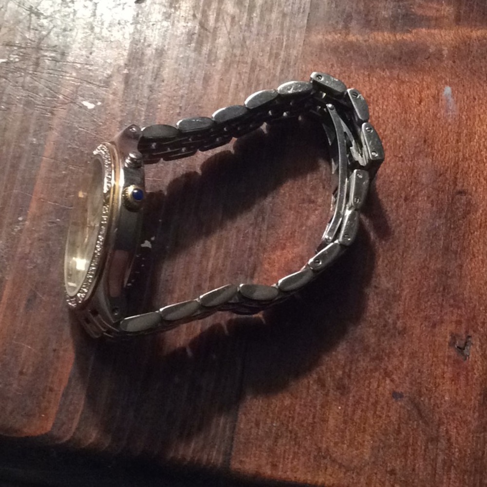 Ladies watch - Picture 2 of 3